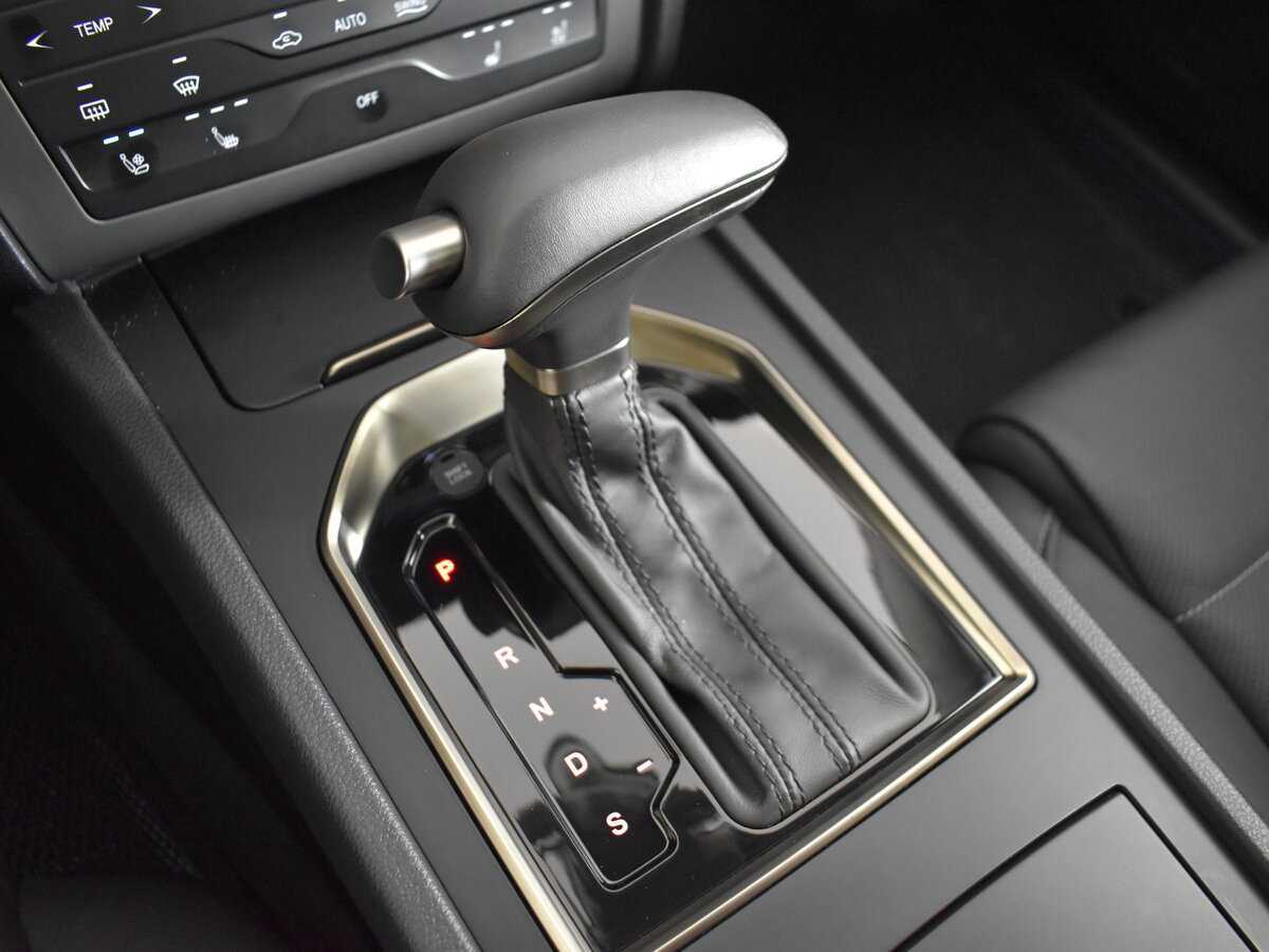 Hongqi H7 с пробегом — 2022 год. Фото: #23