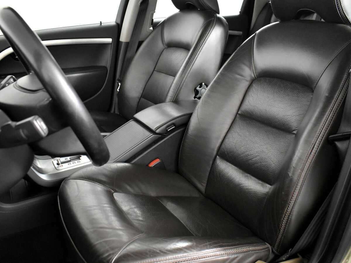 Volvo XC70 с пробегом — 2011 год. Фото: #9