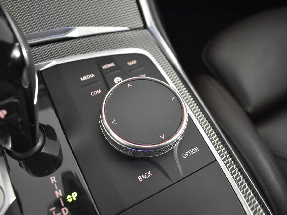 BMW 3 серии с пробегом — 2020 год. Фото: #19