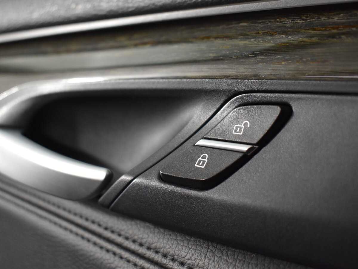 BMW X5 с пробегом — 2015 год. Фото: #10