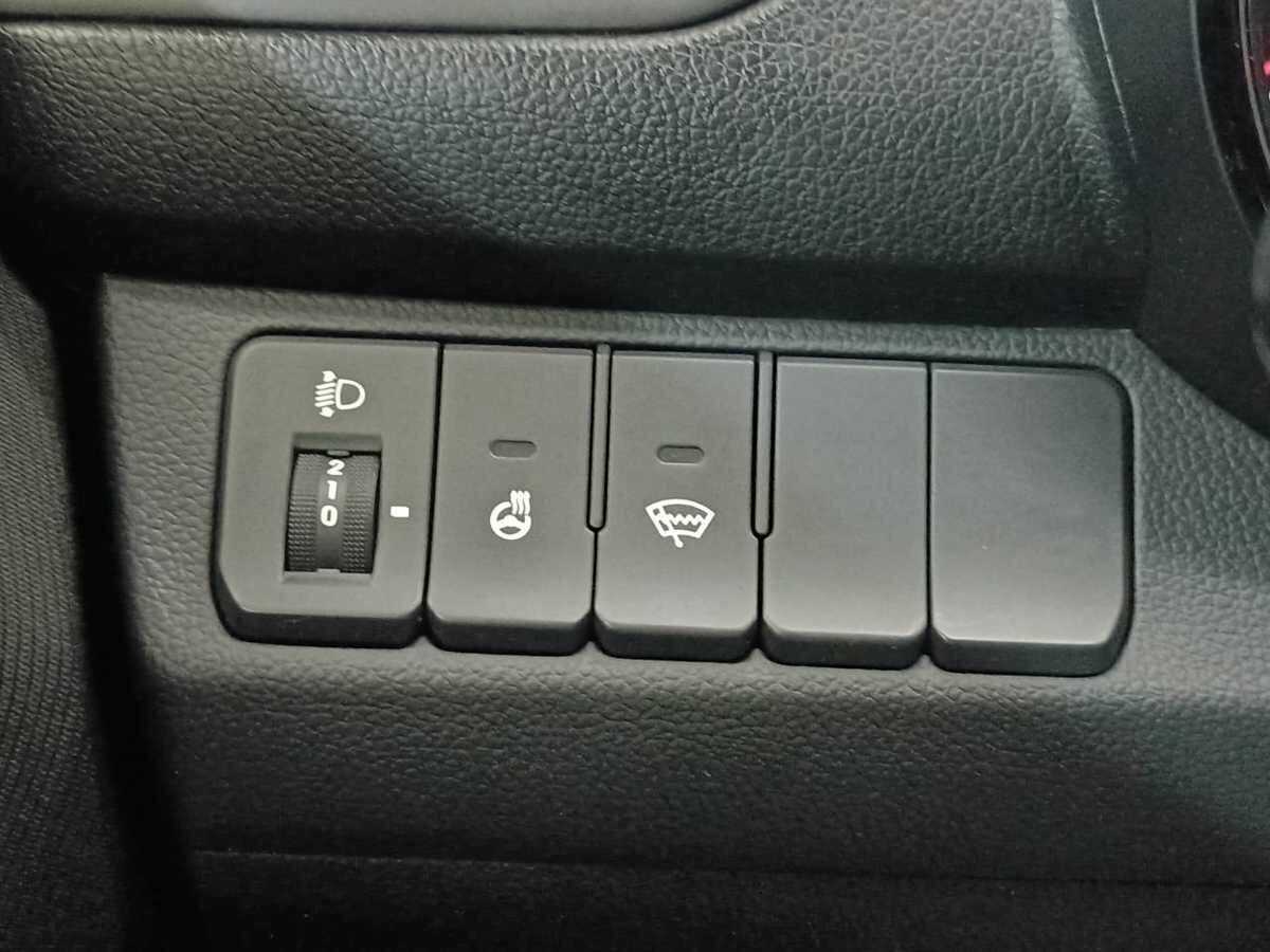 Kia Rio с пробегом — 2015 год. Фото: #15