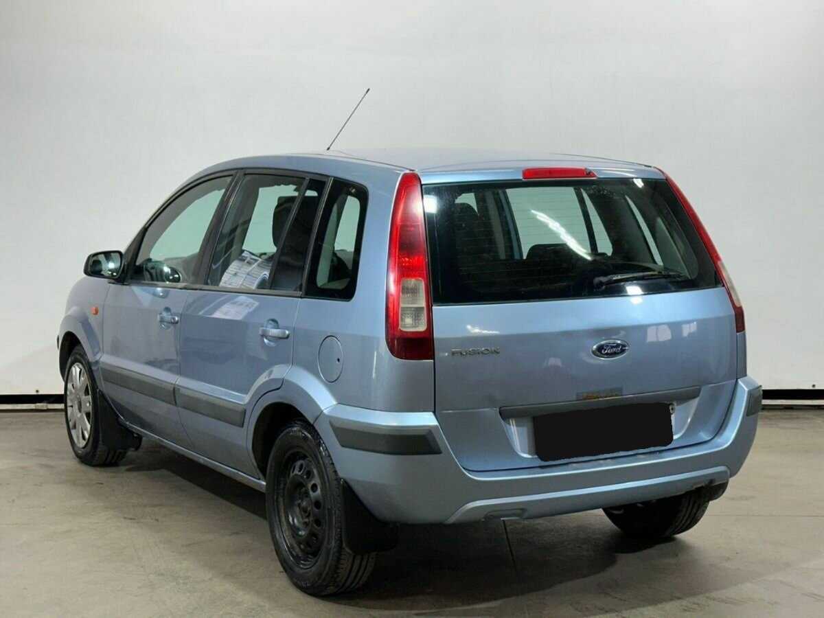 Ford Fusion с пробегом — 2007 год. Фото: #6