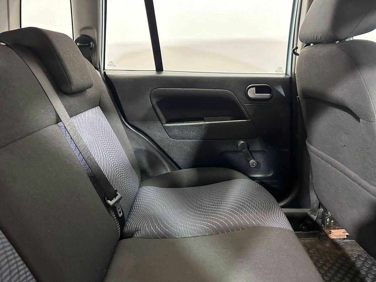 Ford Fusion с пробегом — 2007 год. Фото: #10