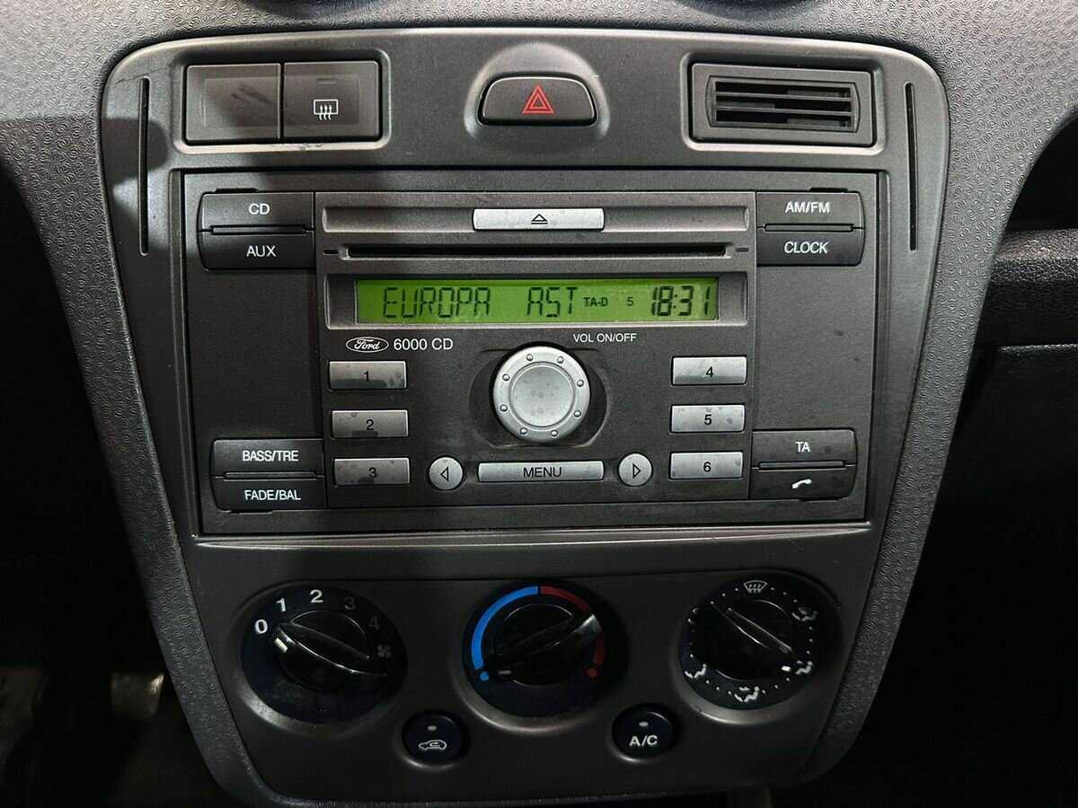 Ford Fusion с пробегом — 2007 год. Фото: #12