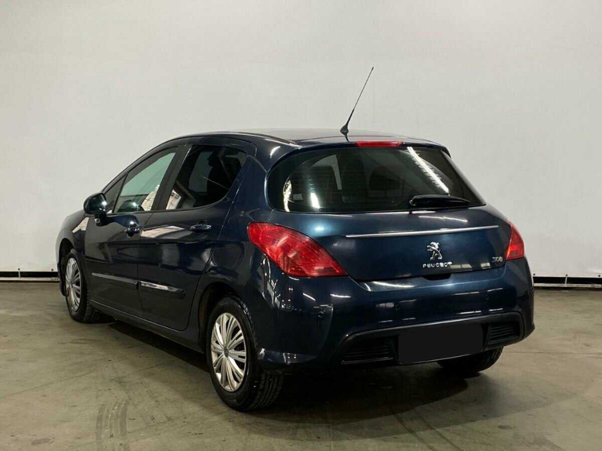Peugeot 308 с пробегом — 2011 год. Фото: #5