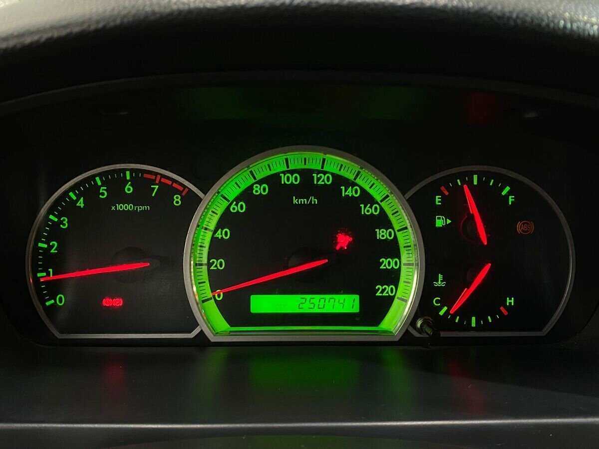 Chevrolet Epica с пробегом — 2008 год. Фото: #11