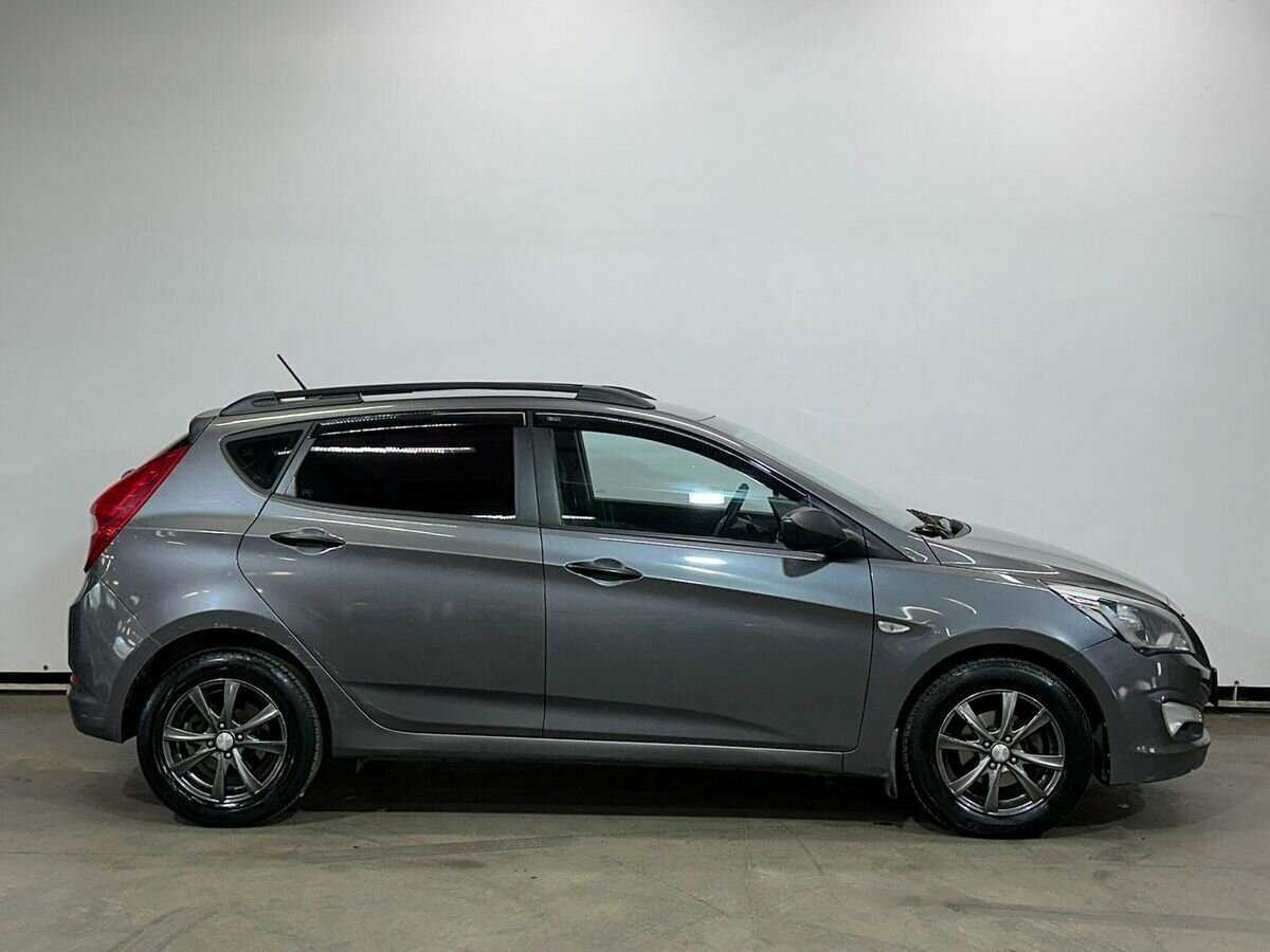 Hyundai Solaris с пробегом — 2015 год. Фото: #3