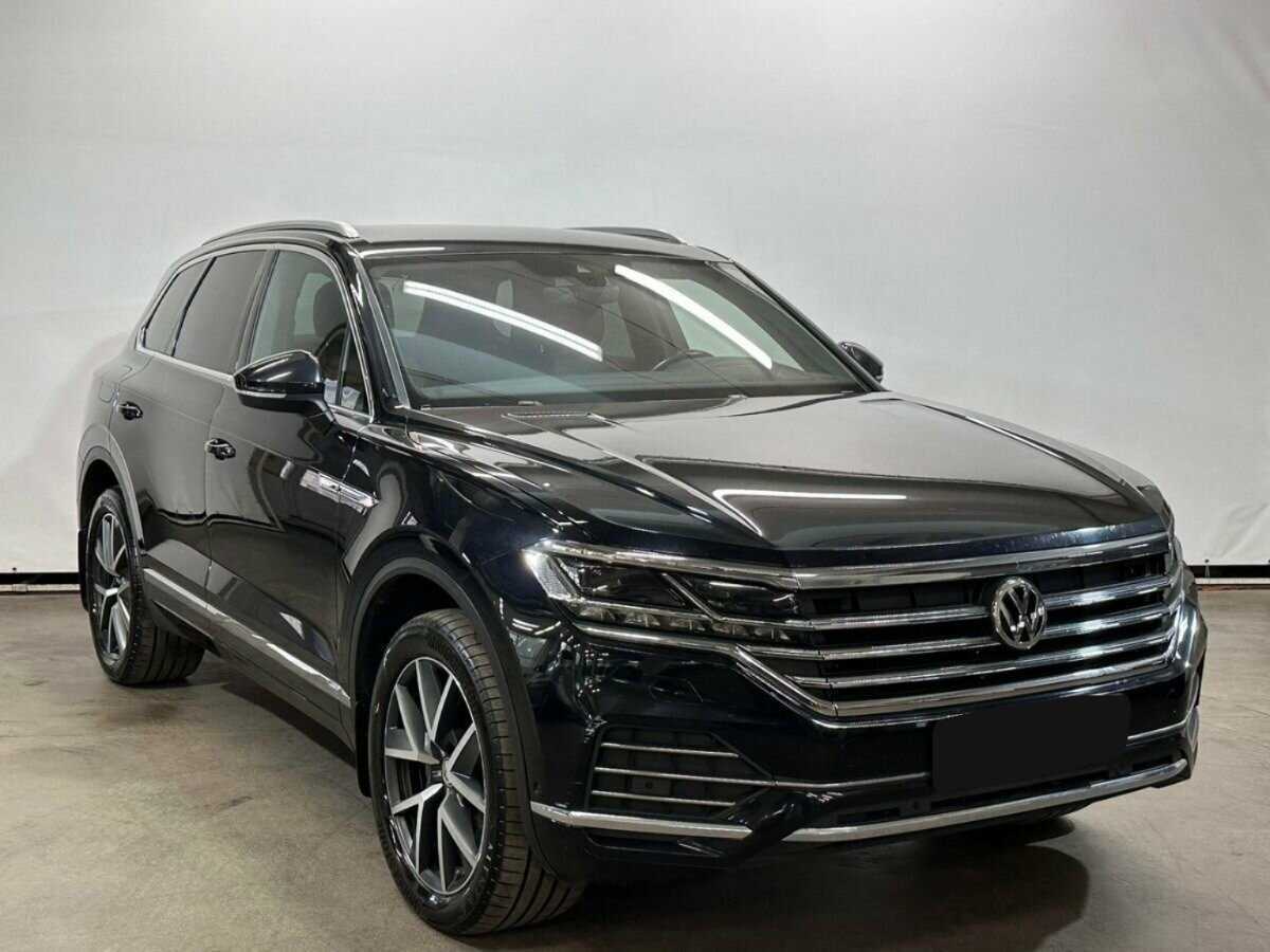 Volkswagen Touareg с пробегом — 2020 год. Фото: #2