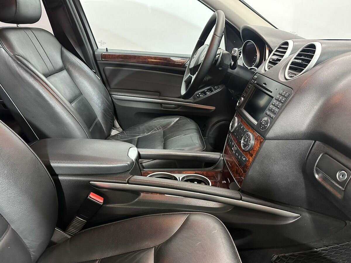 Mercedes-Benz M-Класс с пробегом — 2009 год. Фото: #8