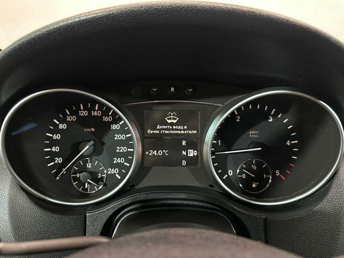 Mercedes-Benz M-Класс с пробегом — 2009 год. Фото: #11