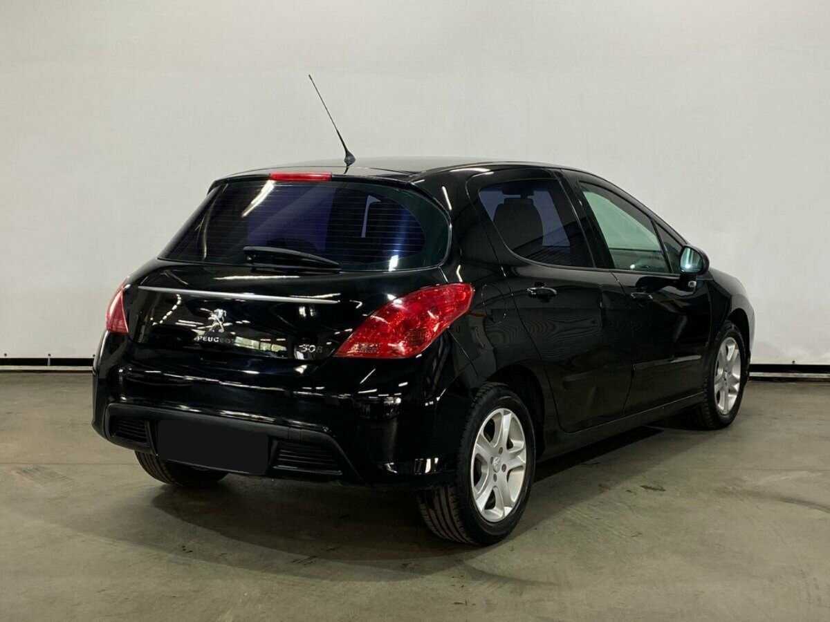 Peugeot 308 с пробегом — 2011 год. Фото: #4