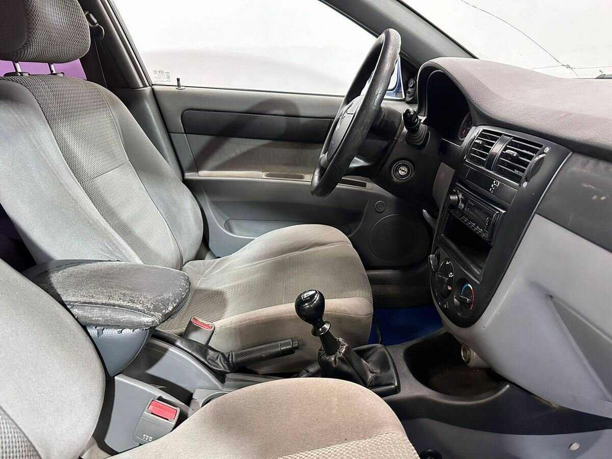 Chevrolet Lacetti с пробегом — 2007 год. Фото: #9