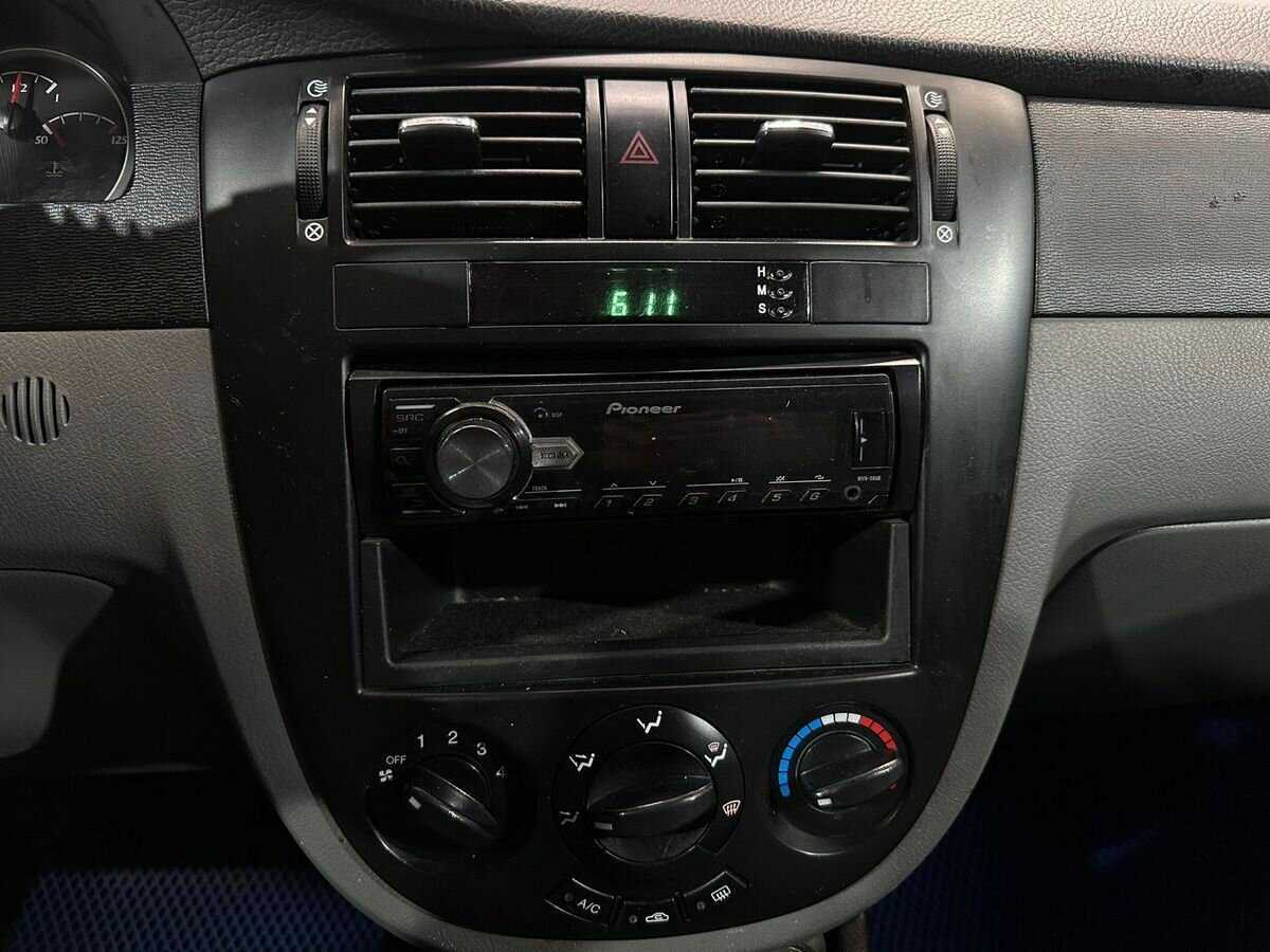 Chevrolet Lacetti с пробегом — 2007 год. Фото: #12