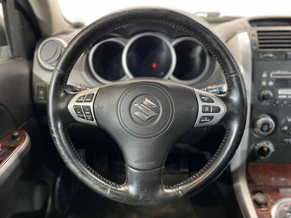 Suzuki Grand Vitara с пробегом — 2008 год. Фото: #11