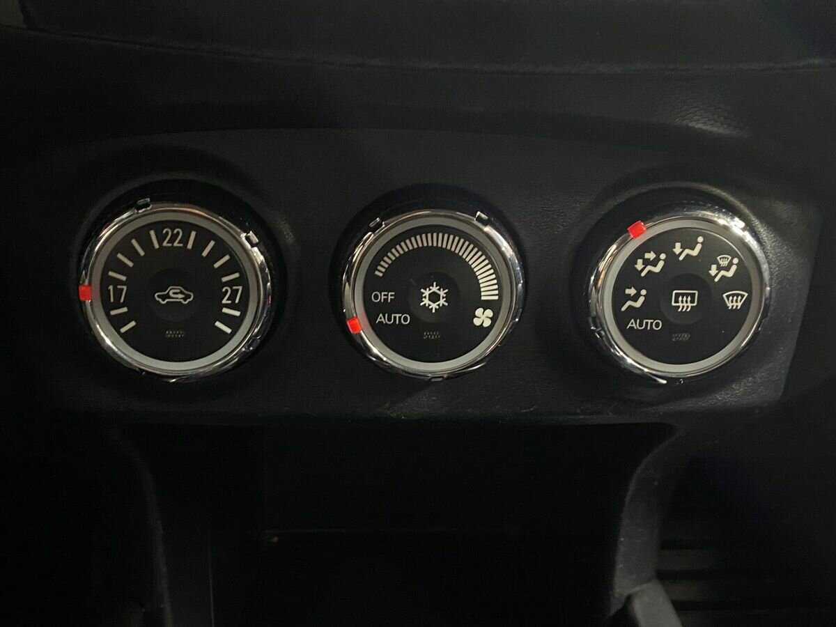 Mitsubishi Outlander с пробегом — 2011 год. Фото: #14