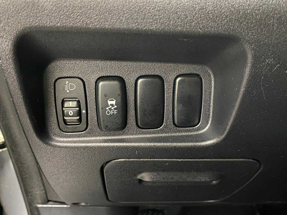 Mitsubishi Outlander с пробегом — 2011 год. Фото: #16