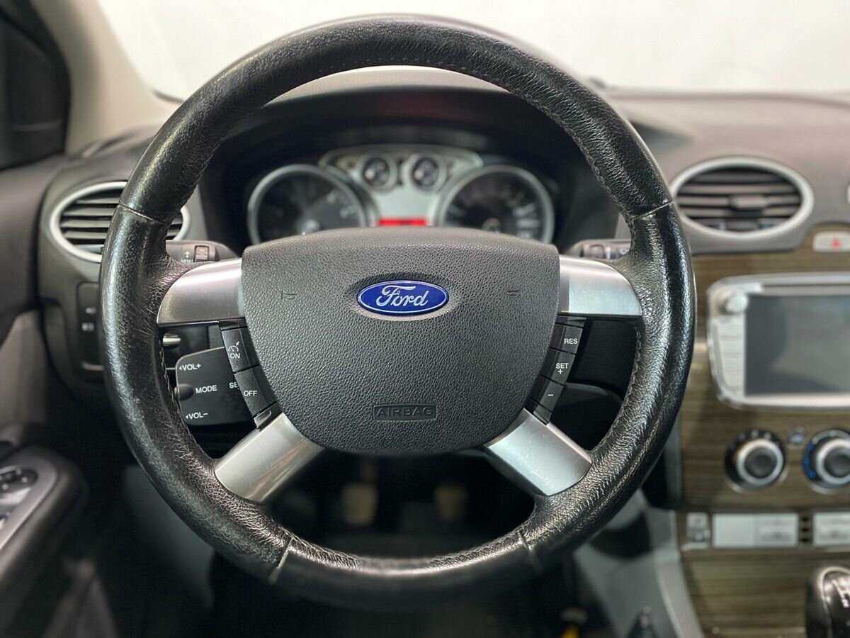 Ford Focus с пробегом — 2008 год. Фото: #9