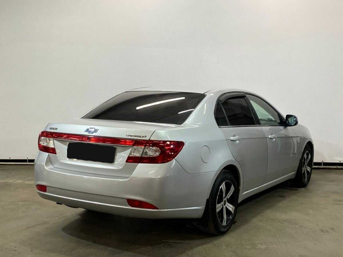 Chevrolet Epica с пробегом — 2010 год. Фото: #7