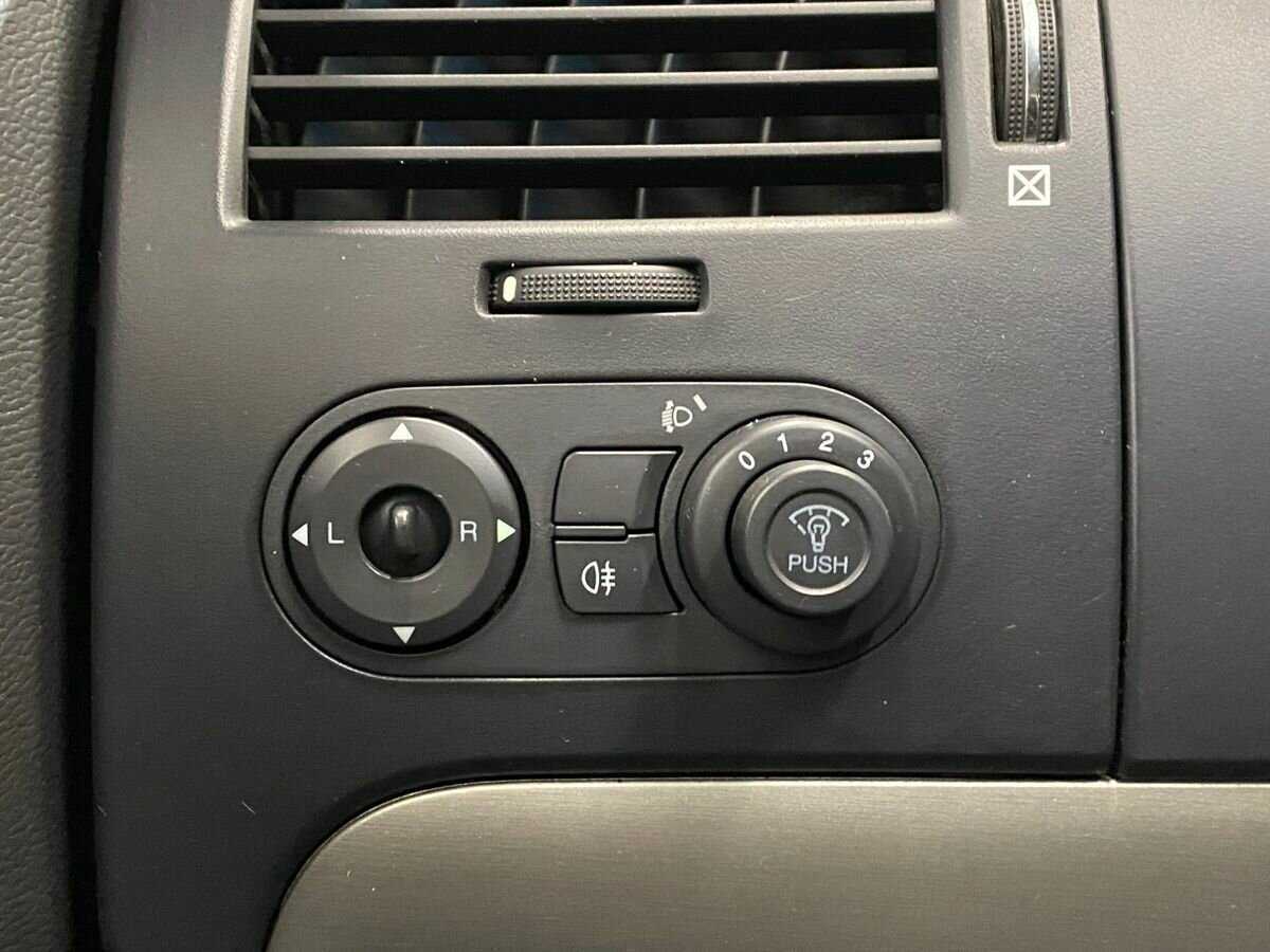 Chevrolet Epica с пробегом — 2010 год. Фото: #13