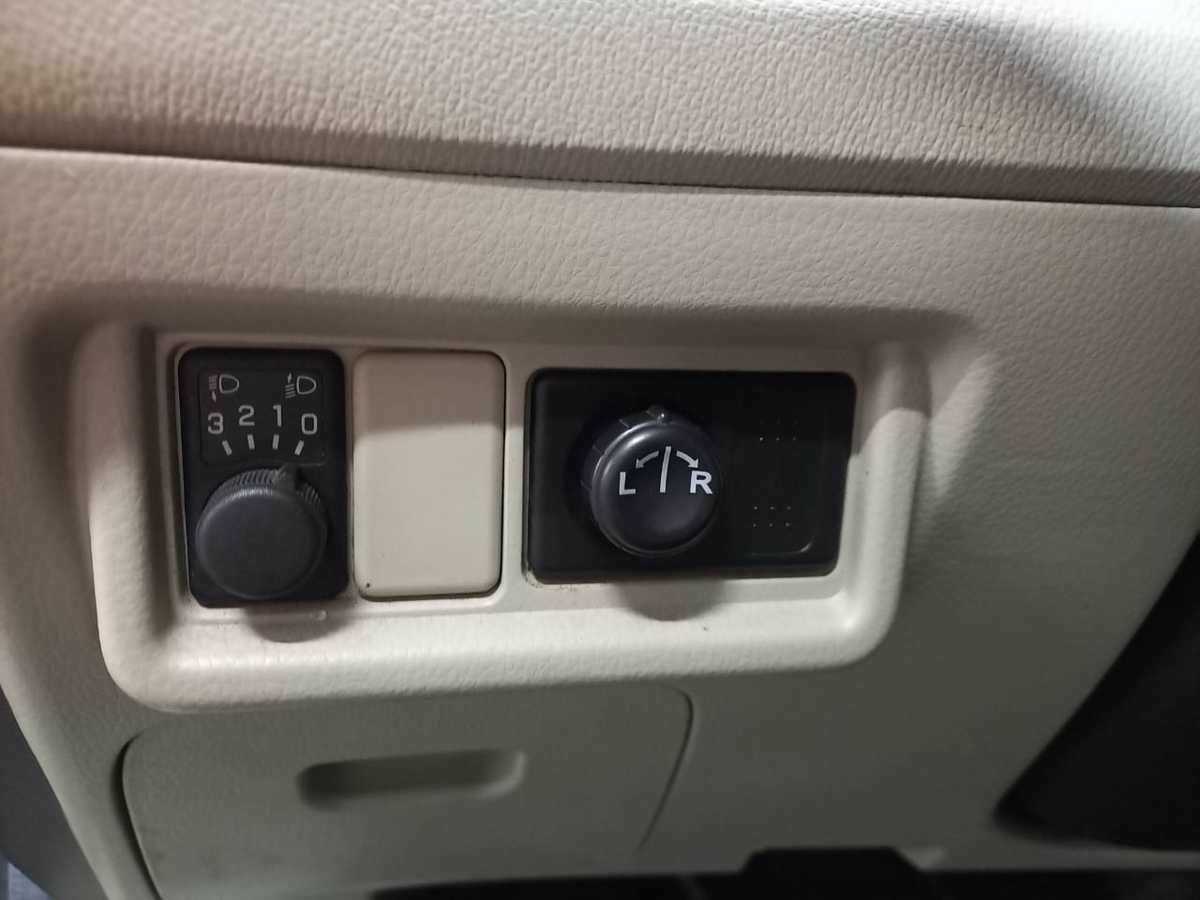 Nissan Primera с пробегом — 2004 год. Фото: #12