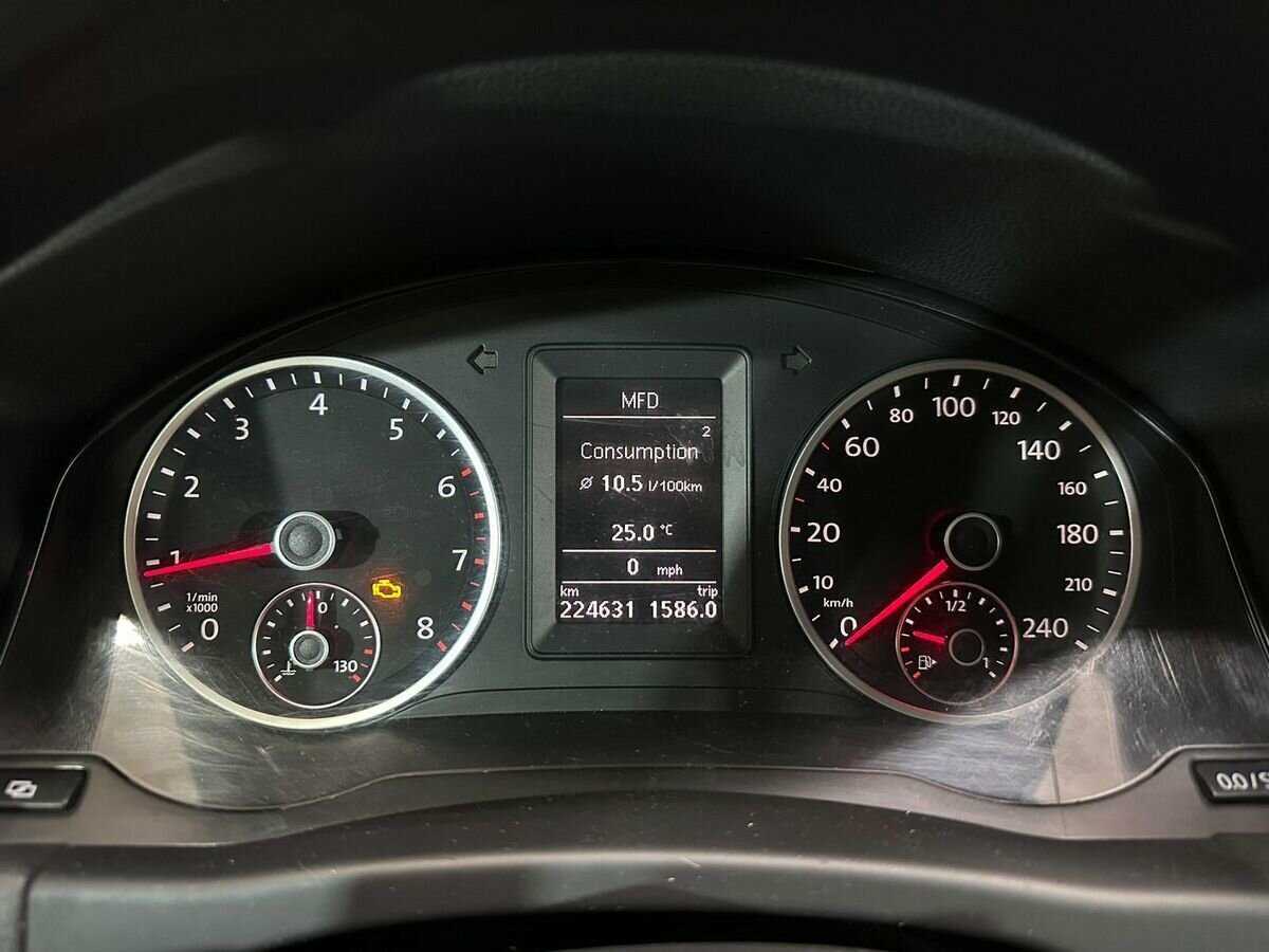 Volkswagen Tiguan с пробегом — 2010 год. Фото: #11