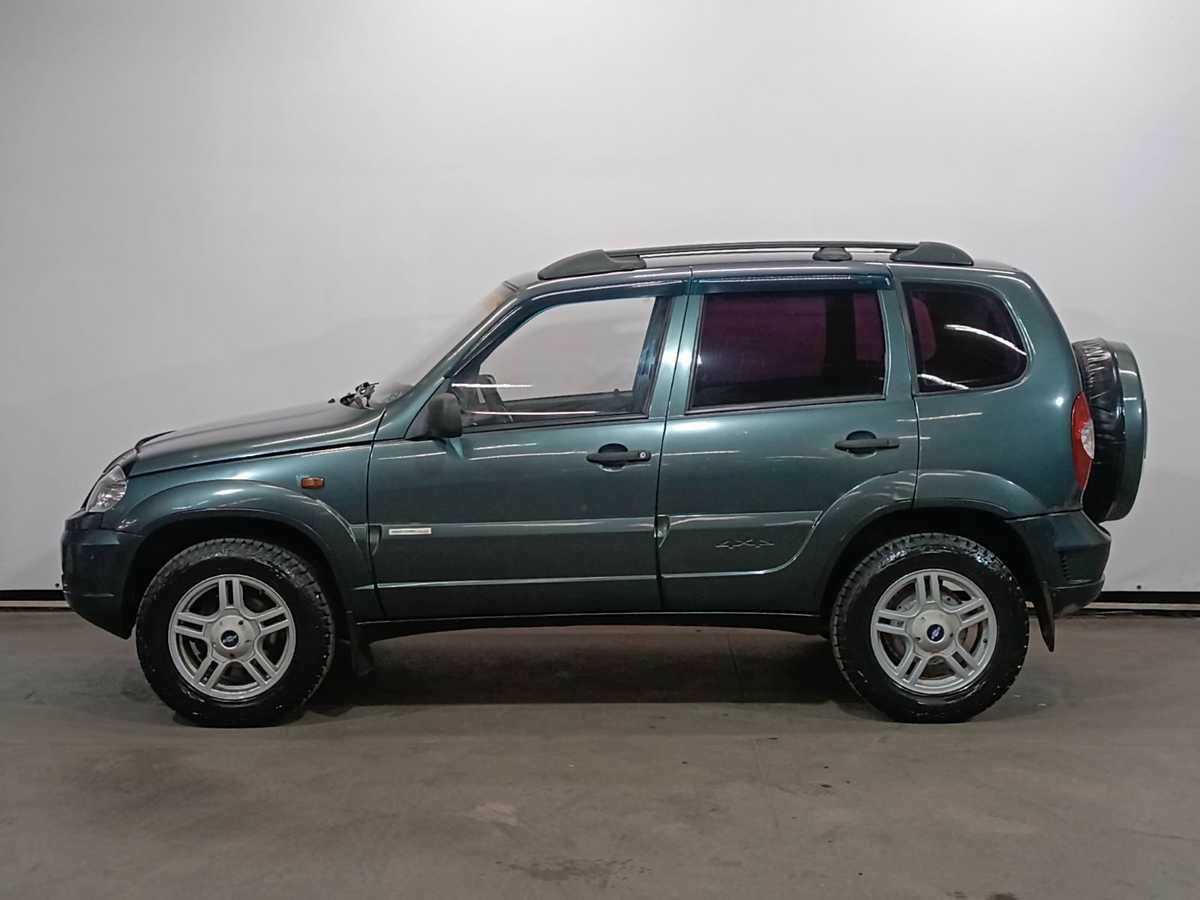 Chevrolet Niva с пробегом — 2007 год. Фото: #7