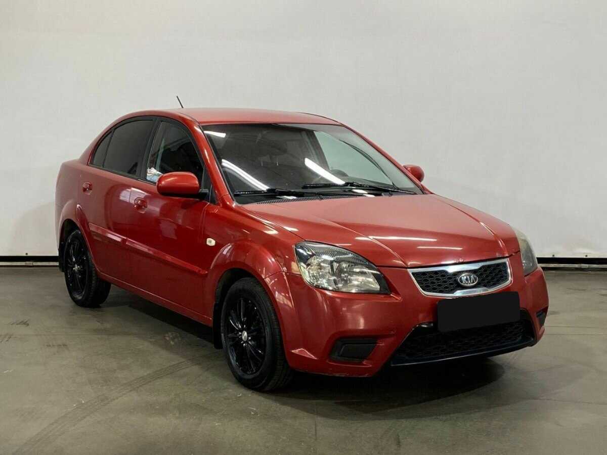 Kia Rio с пробегом — 2010 год. Фото: #2
