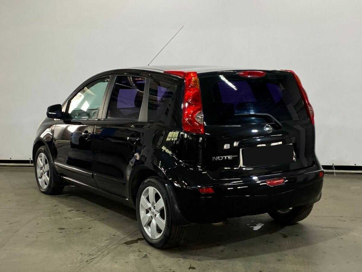 Nissan Note с пробегом — 2007 год. Фото: #3