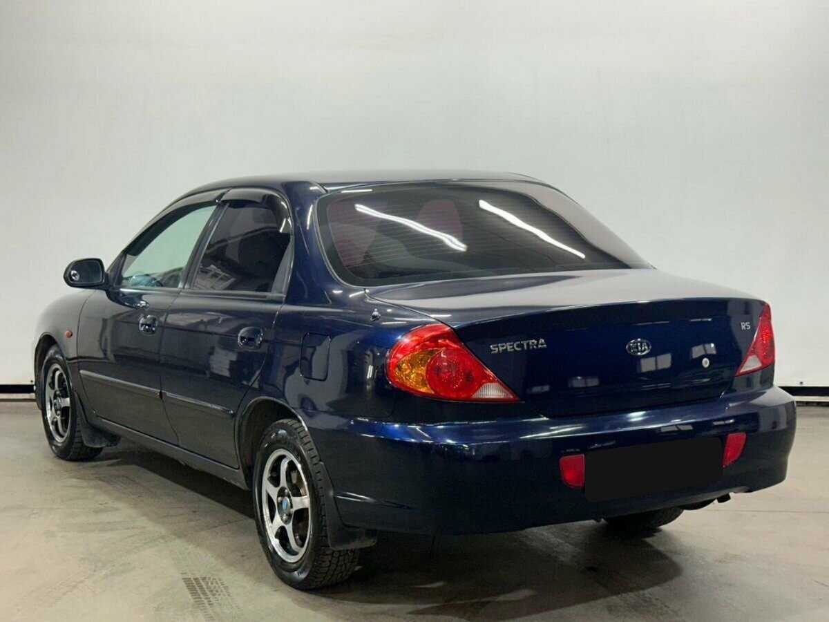 Kia Spectra с пробегом — 2008 год. Фото: #6