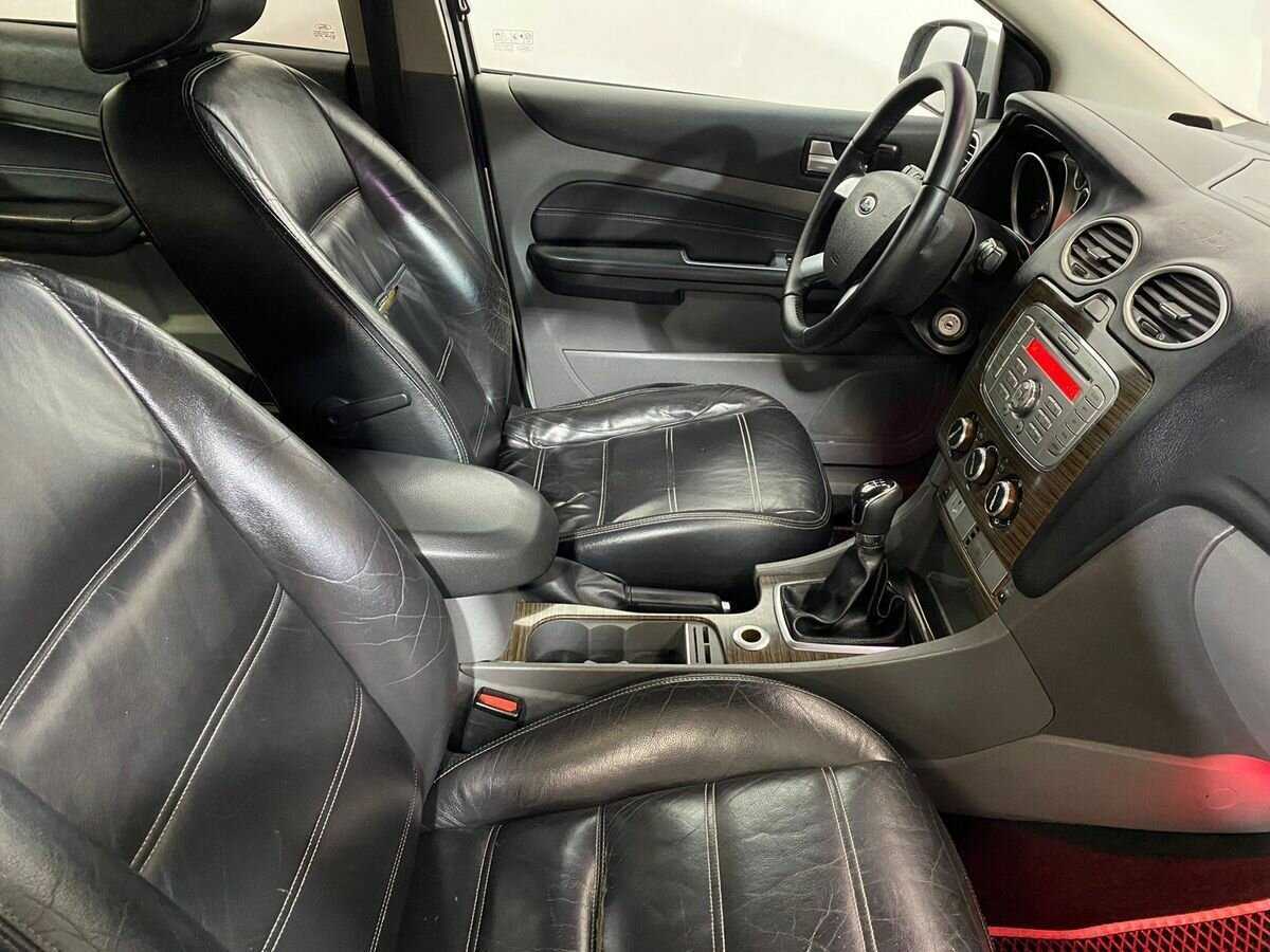 Ford Focus с пробегом — 2008 год. Фото: #9