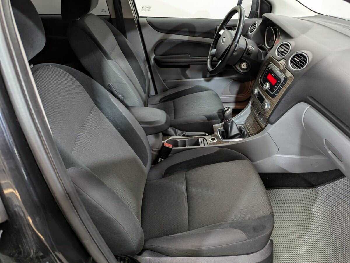 Ford Focus с пробегом — 2008 год. Фото: #9