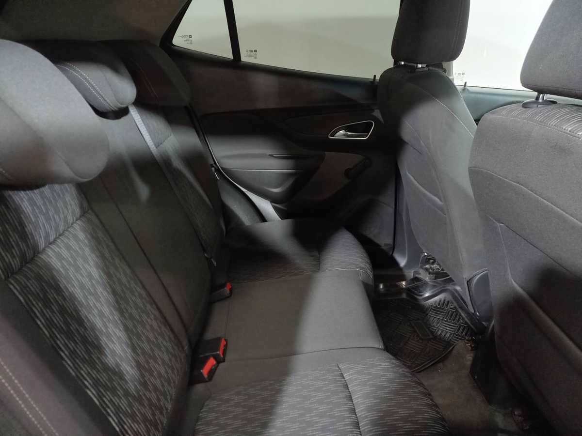 Opel Mokka с пробегом — 2014 год. Фото: #10