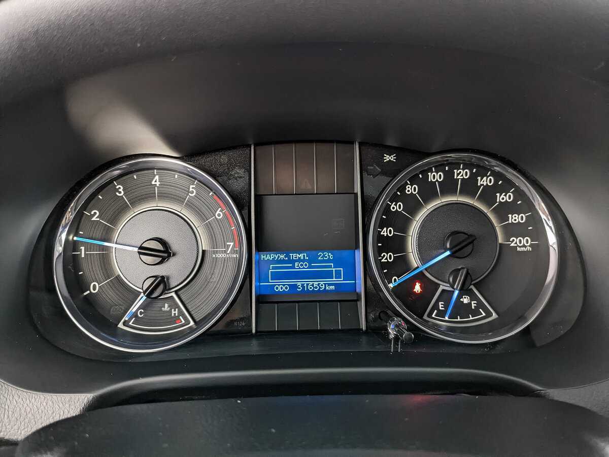 Toyota Fortuner с пробегом — 2019 год. Фото: #10