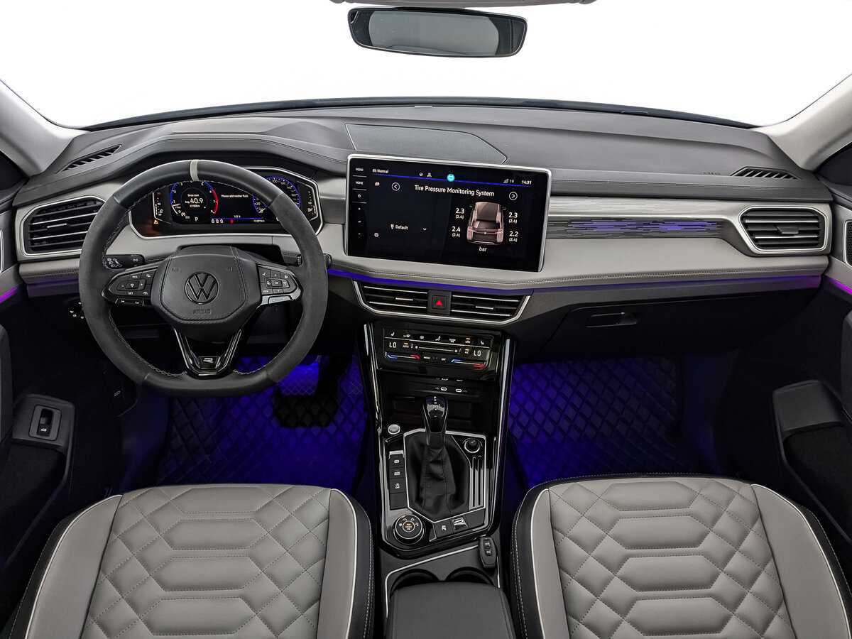 Volkswagen Tayron с пробегом — 2023 год. Фото: #9