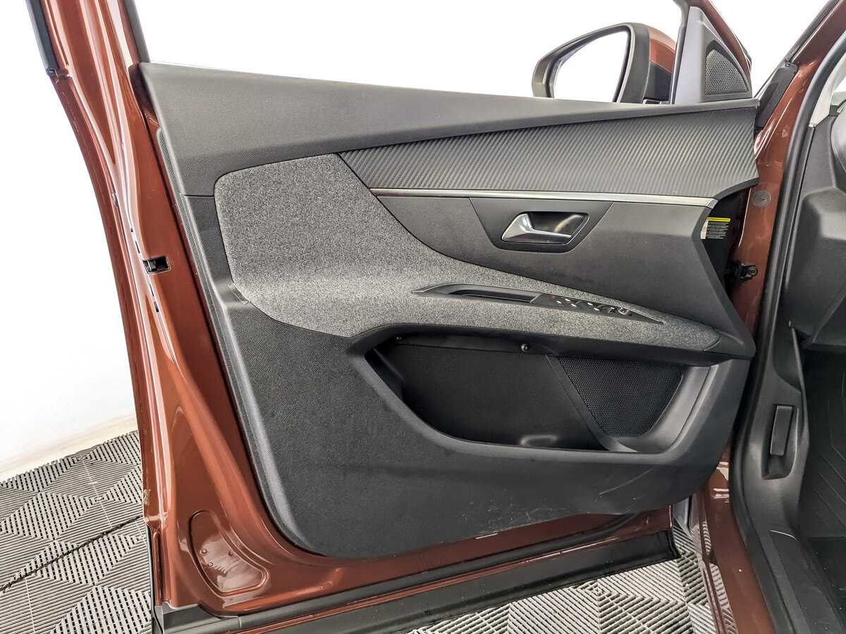 Peugeot 3008 с пробегом — 2017 год. Фото: #14