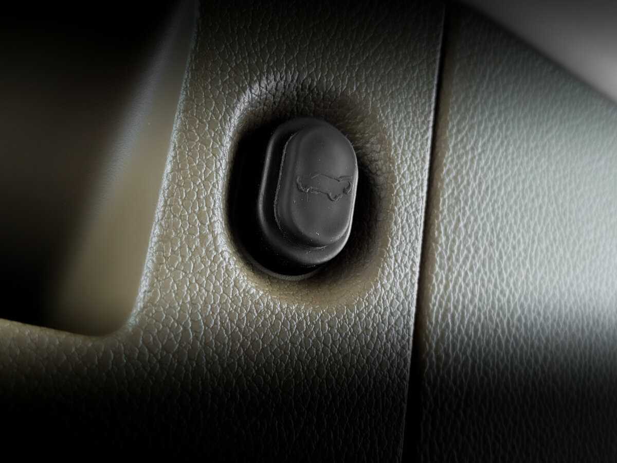 Cadillac Escalade с пробегом — 2016 год. Фото: #8