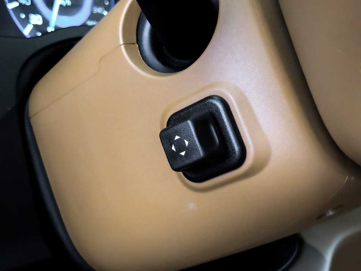 Cadillac Escalade с пробегом — 2016 год. Фото: #25