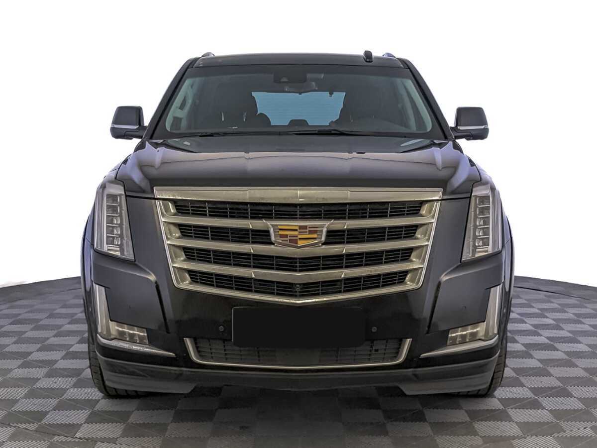 Cadillac Escalade с пробегом — 2020 год. Фото: #1