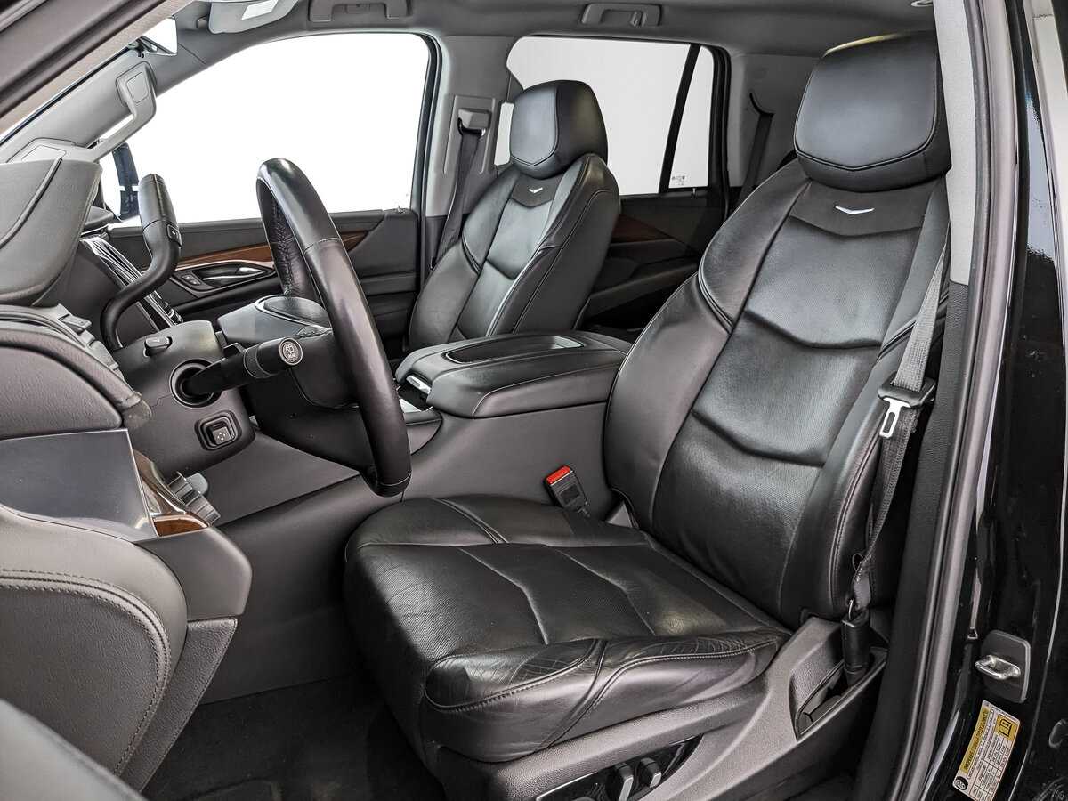 Cadillac Escalade с пробегом — 2020 год. Фото: #15