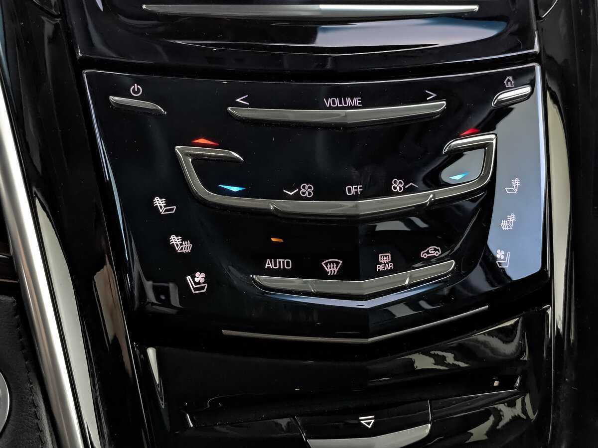 Cadillac Escalade с пробегом — 2020 год. Фото: #21