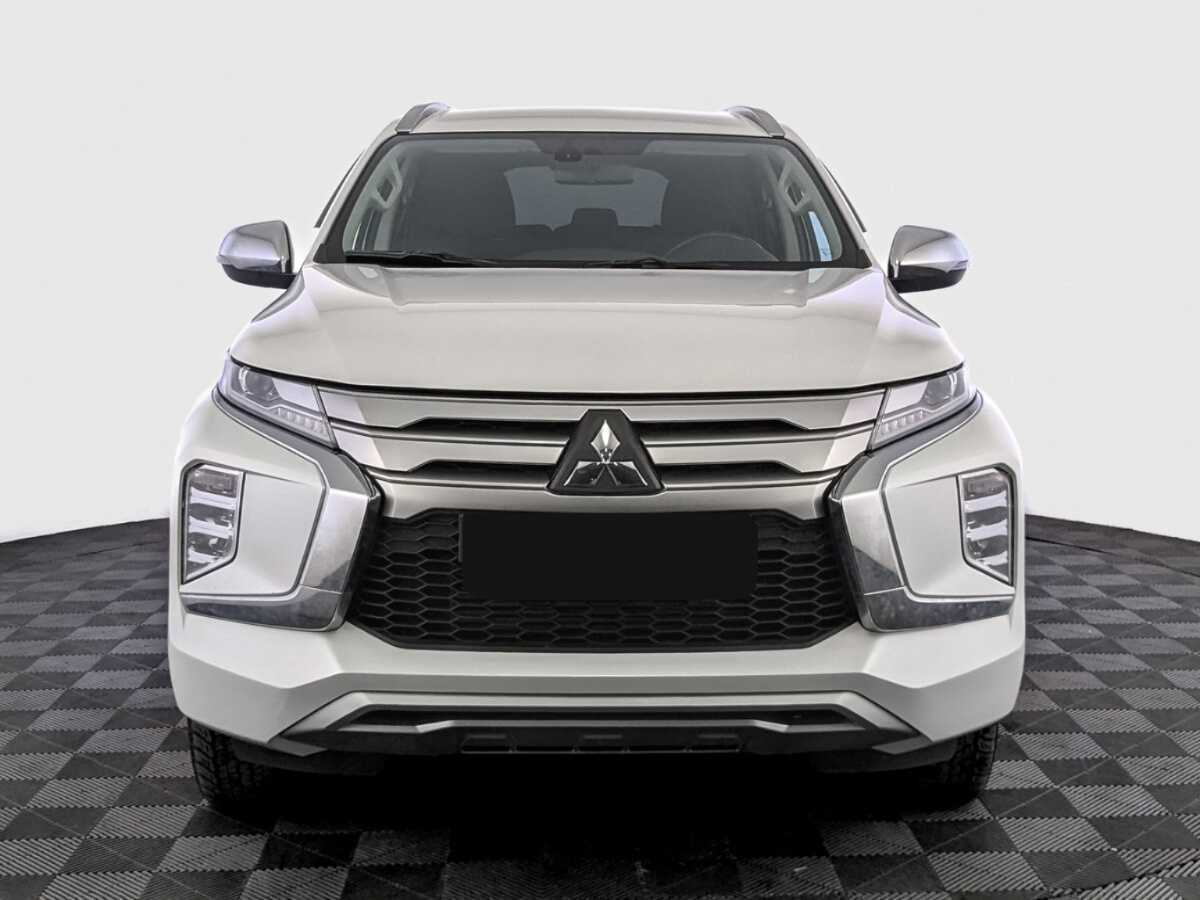Mitsubishi Pajero Sport с пробегом — 2021 год. Фото: #1