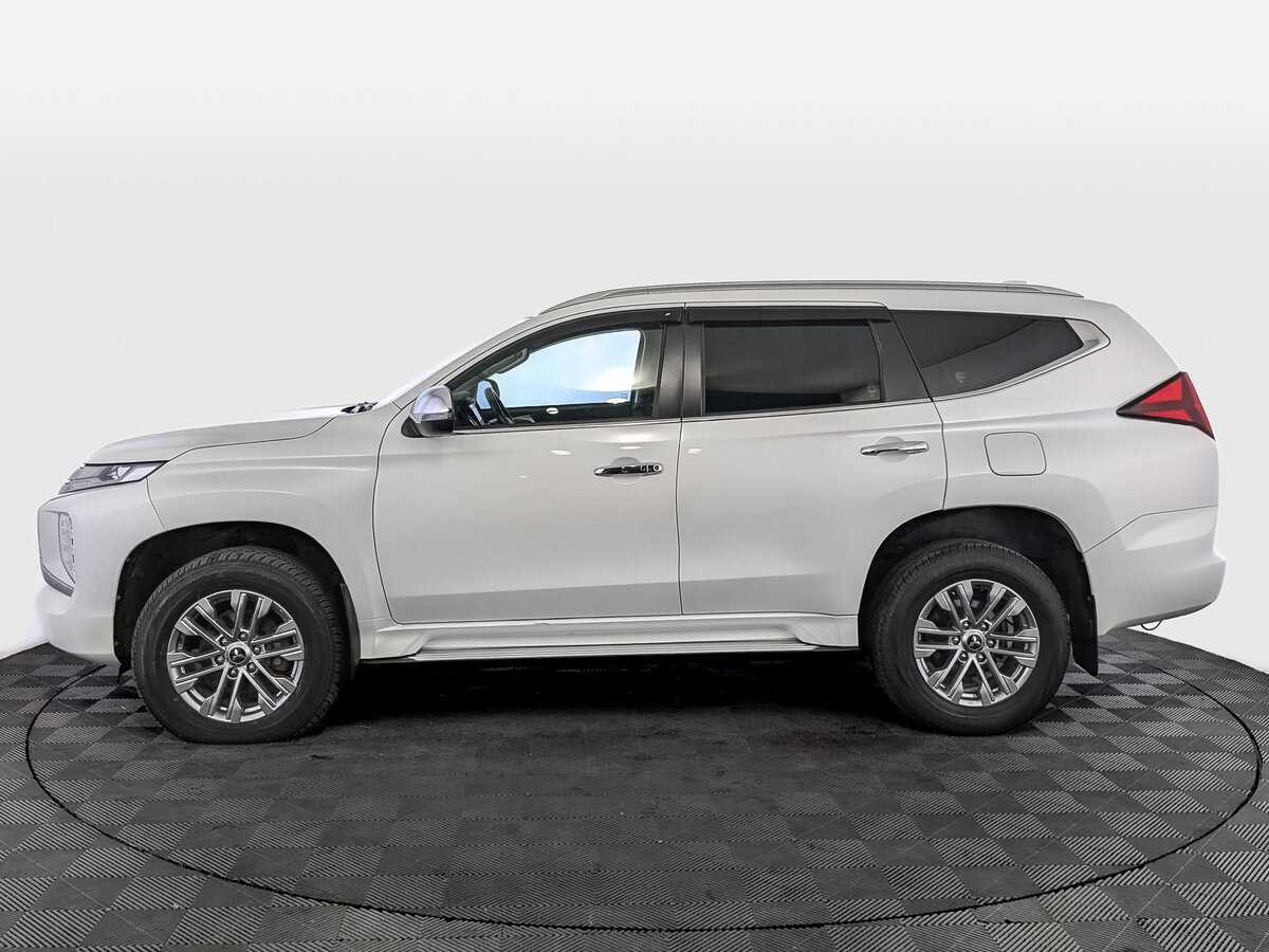 Mitsubishi Pajero Sport с пробегом — 2021 год. Фото: #7
