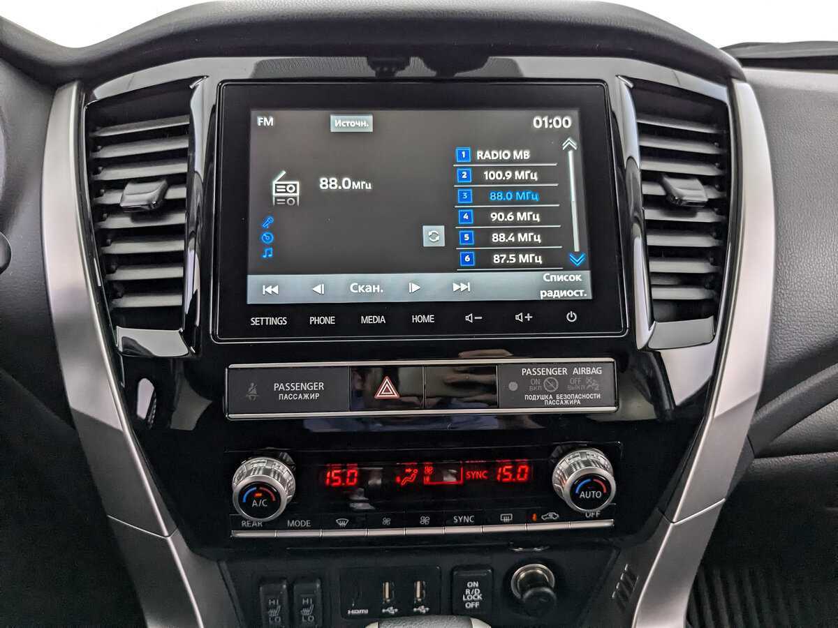 Mitsubishi Pajero Sport с пробегом — 2021 год. Фото: #12