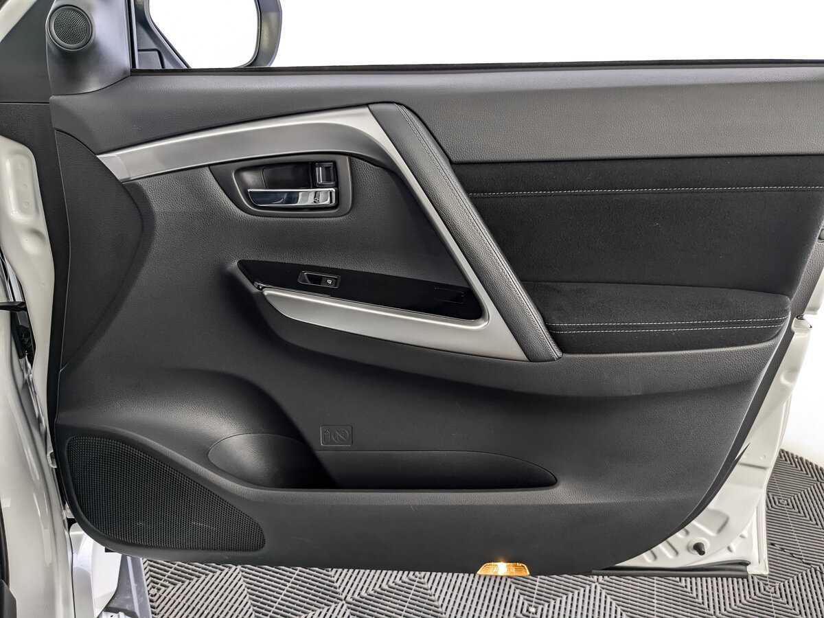 Mitsubishi Pajero Sport с пробегом — 2021 год. Фото: #20