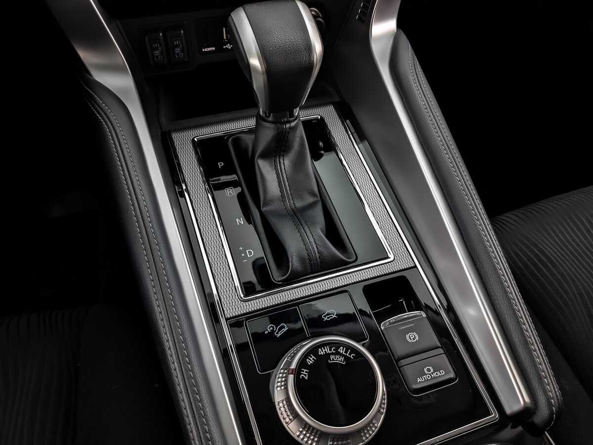 Mitsubishi Pajero Sport с пробегом — 2021 год. Фото: #21