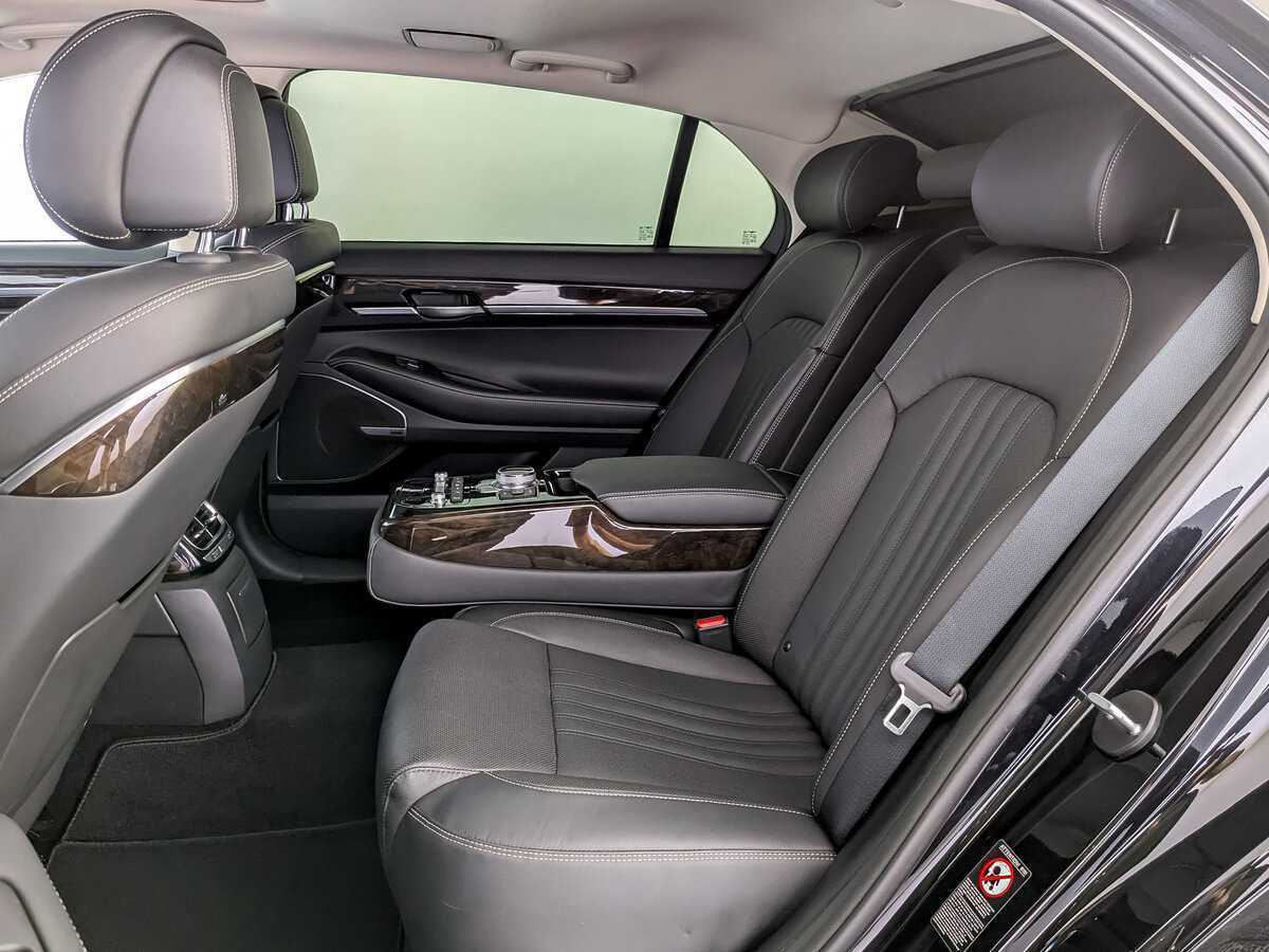 Genesis G90 с пробегом — 2019 год. Фото: #9