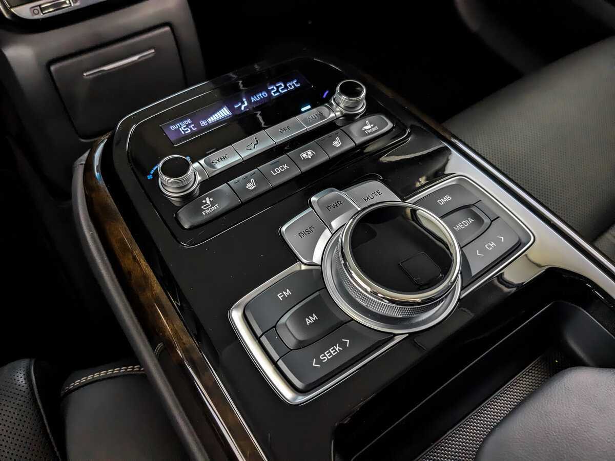 Genesis G90 с пробегом — 2019 год. Фото: #18