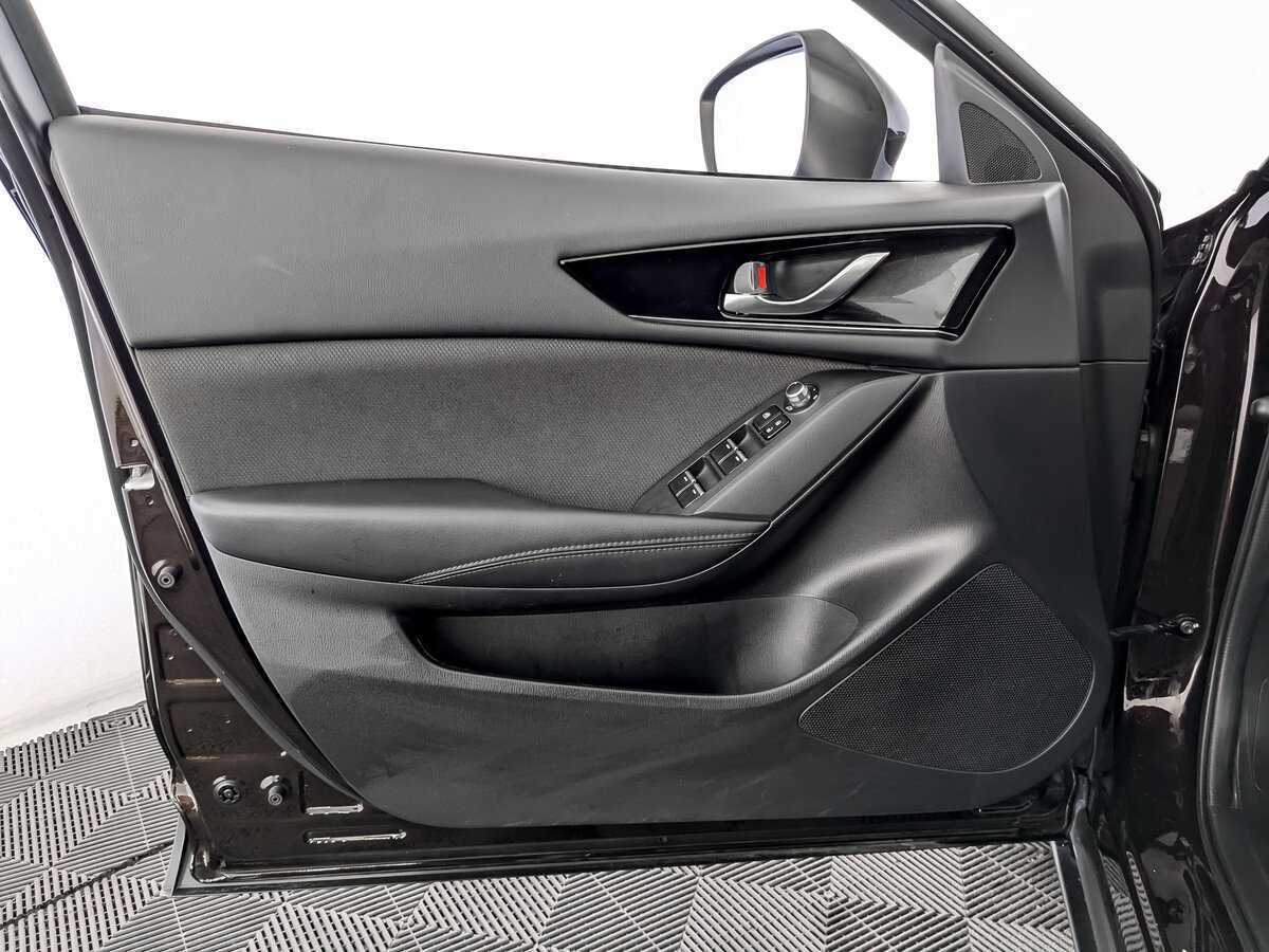 Mazda CX-4 с пробегом — 2023 год. Фото: #14