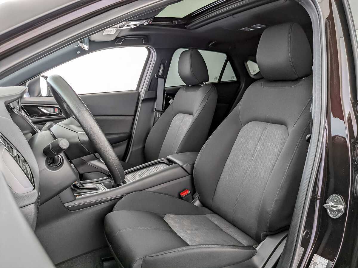 Mazda CX-4 с пробегом — 2023 год. Фото: #15