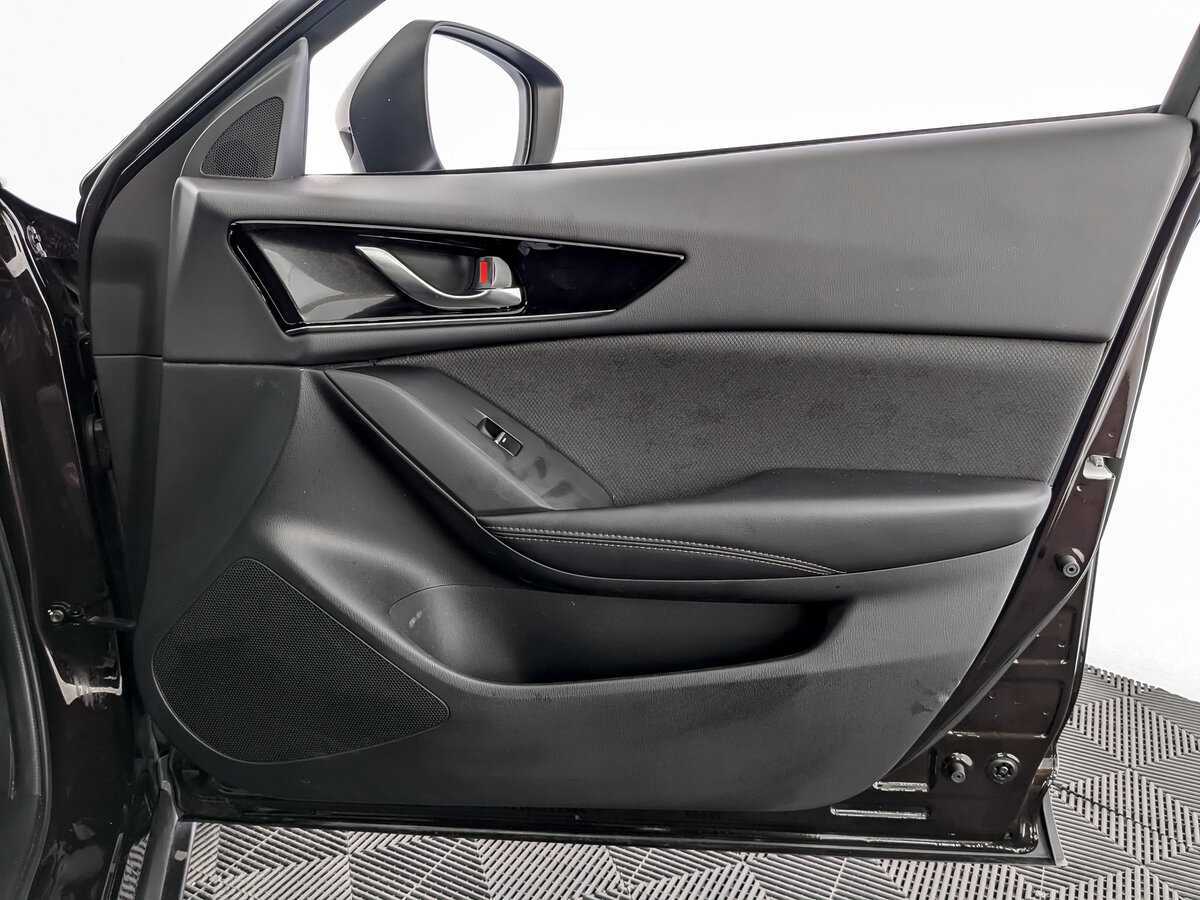 Mazda CX-4 с пробегом — 2023 год. Фото: #19